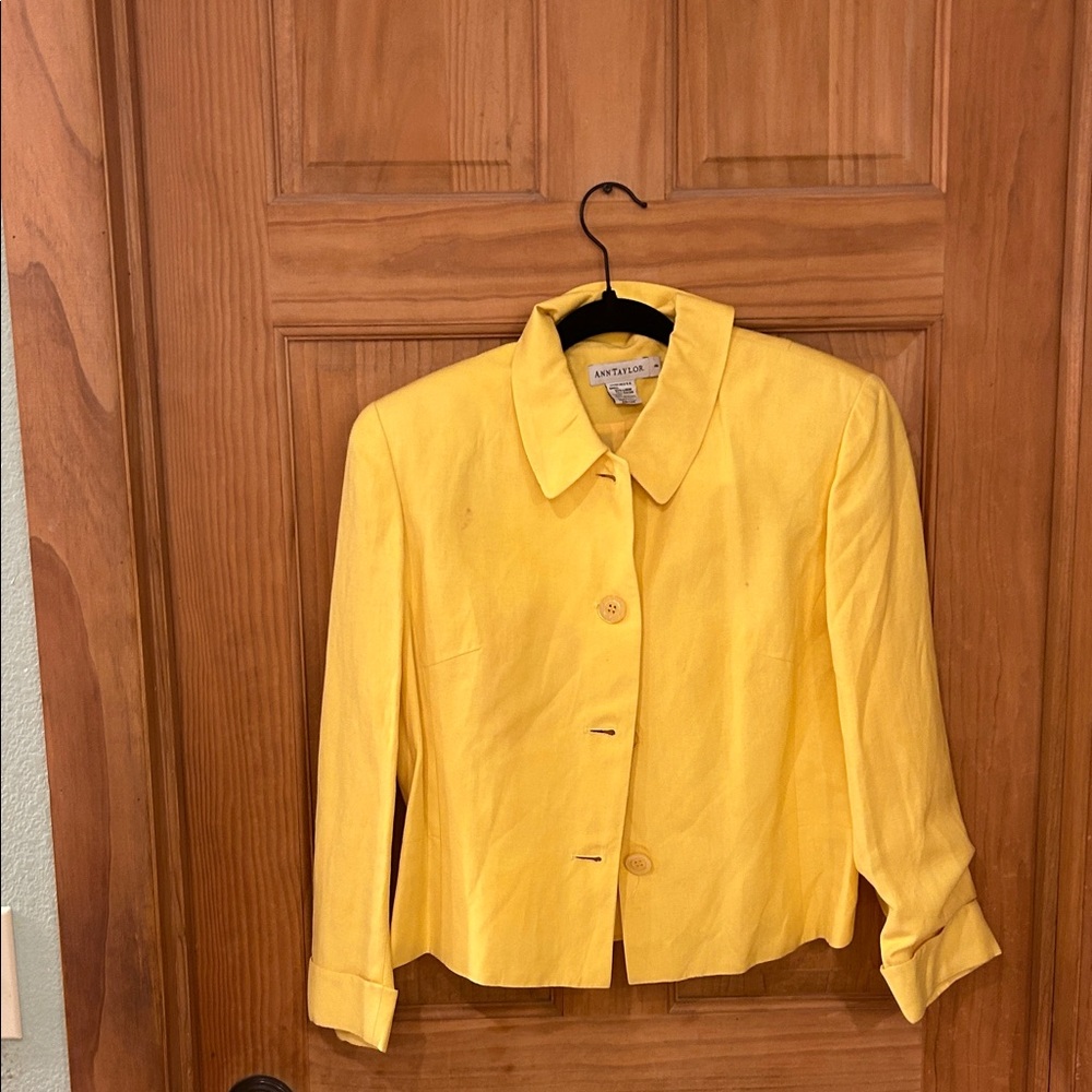 Ann Taylor Bright Yellow Button-Front Women's Shirt Jacket